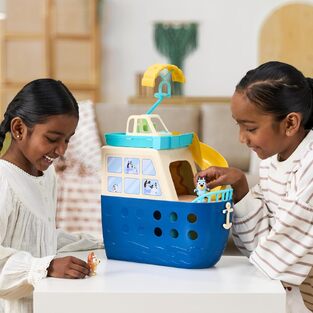 Bluey Cruise Ship Playset - BLY19393