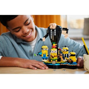 Lego Minions Brick-Built Gru and Minions - 75582