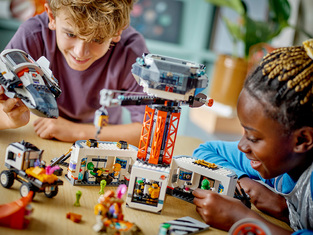 Lego City Space Base & Rocket Launchpad - 60434