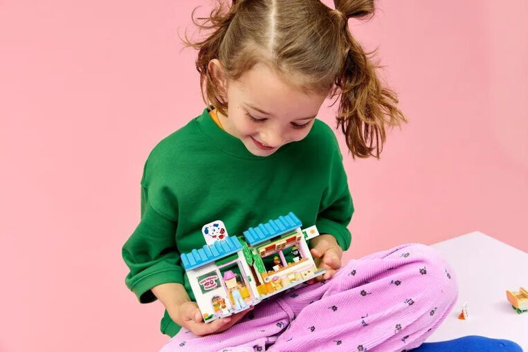 LEGO Friends Dog Treats Bakery - 42677