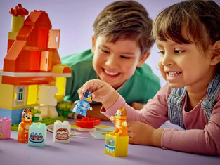 LEGO Duplo Bluey's Family House With Memory Game - 10459