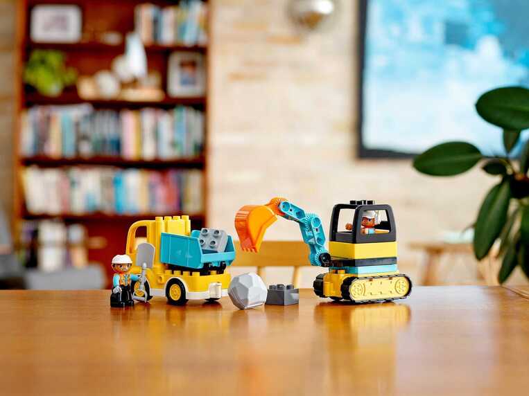 Lego Duplo Truck & Tracked Excavator - 10931 