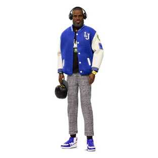 Barbie Signature - Lebron James - HRM33