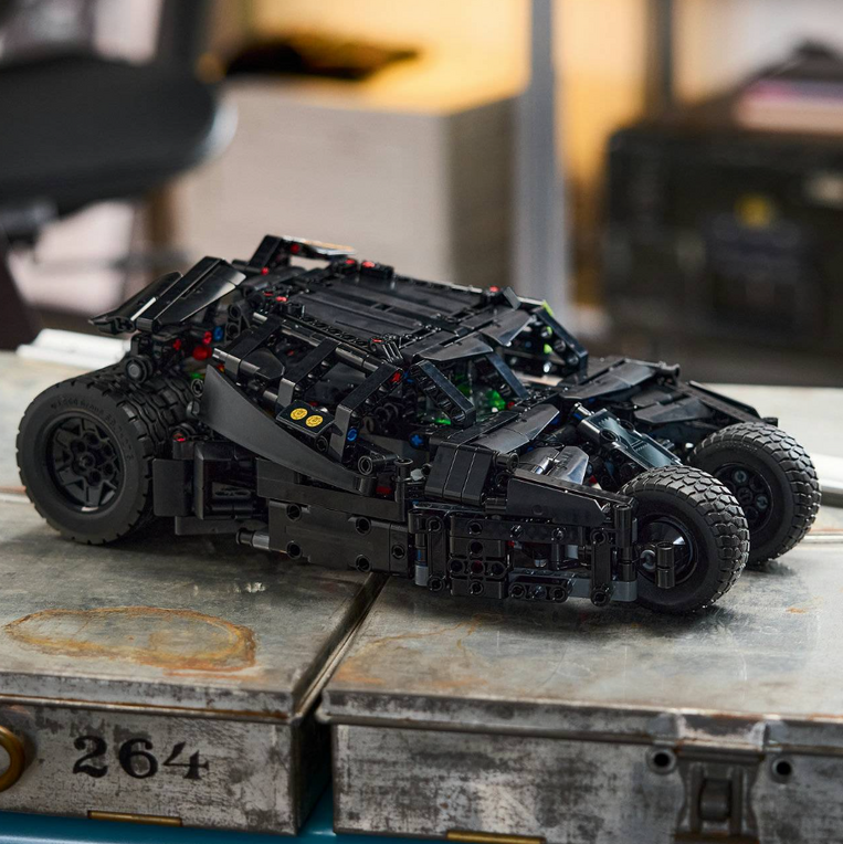 LEGO Super Heroes Batman Batmobile™ Tumbler - 42239