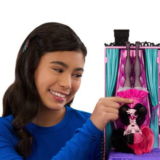 Monster High Boo-Tique Hotel Doll House With Spooky Surprises in Every Room And 13+ Accessories - JBF16