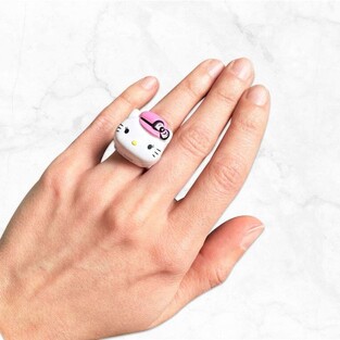 Hello Kitty Δαχτυλίδι Mε Lip Balm Σε Kουτάκι Έκπληξη 1τεμ. Διάφορα Σχέδια - HKTE6000