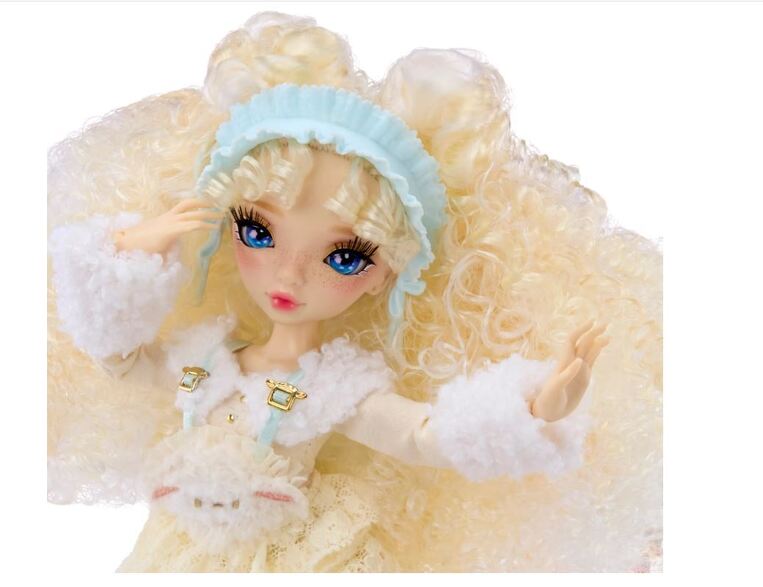 Mirror Mi Shai Meadows Fashion Doll With Accessories - 255246EUC