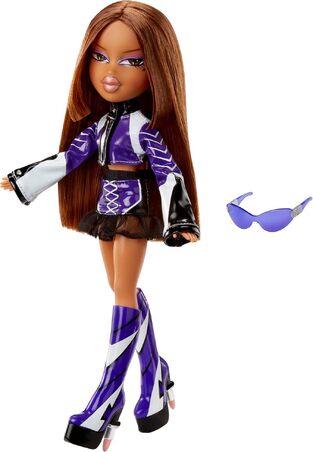 Bratz Scorchin' Yasmin Fashion Doll - 544821EUC