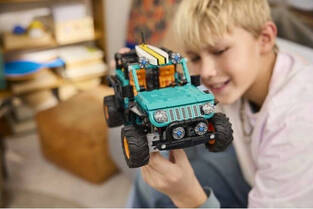 Lego Technic: Jeep Wrangler Rubicon SUV - 42227