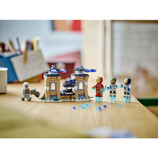 LEGO Marvel Iron Man & Iron Legion vs. Hydra Soldier - 76288