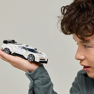LEGO Speed Champions Bugatti Centodieci Hyper Sports Car - 77240 