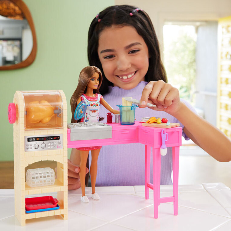 Barbie & Teresa Recipe For Friendship Teresa Doll & Kitchen Playset - JCT06