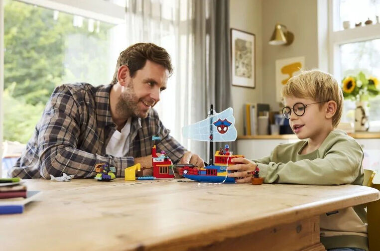 LEGO Marvel Team Spidey Pirate Ship - 11208