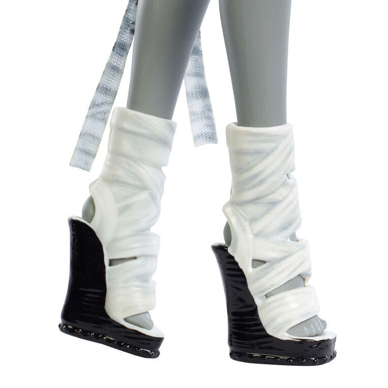 Monster High Reel Drama Cleo doll - JDR65