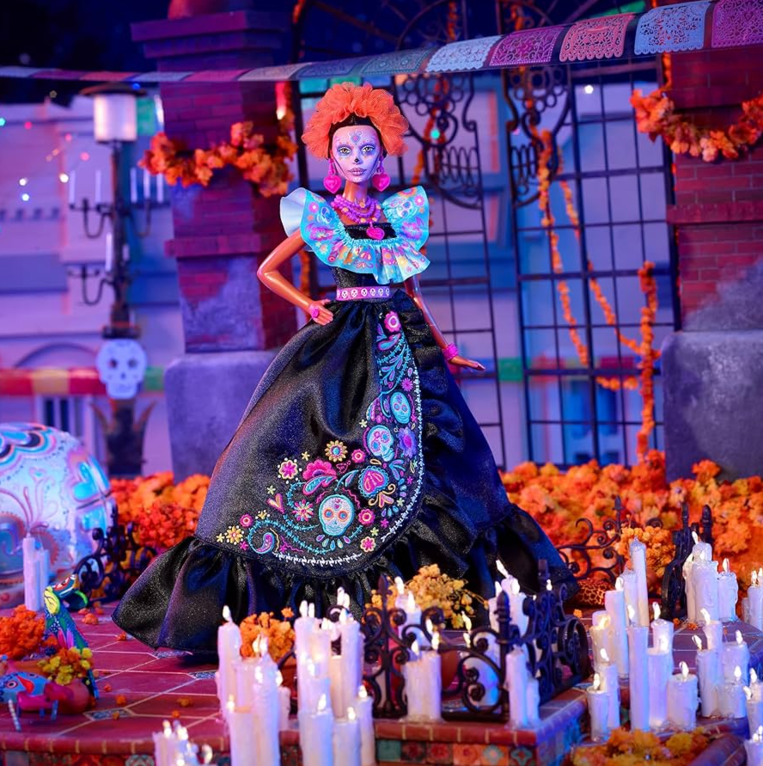 Συλλεκτική Barbie Día De Muertos 2024 Collectible Doll in Ruffled Black Gown - HRM72