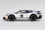 Mini GT 1:64 Porsche 911 Dakar Rally 1974 – White - MGT01009BL