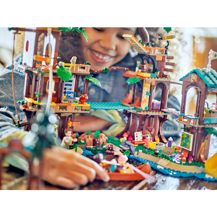 Adventure Camp Tree House 