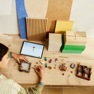 LEGO Minecraft Woodland Mansion Fighting Ring - 21272