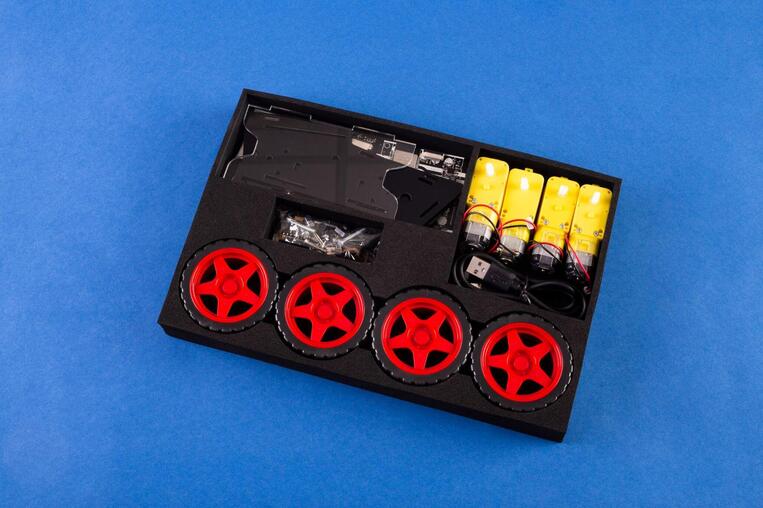 Circuitmess Wheelson - DIY AI Self-driving Car - 3859893644221
