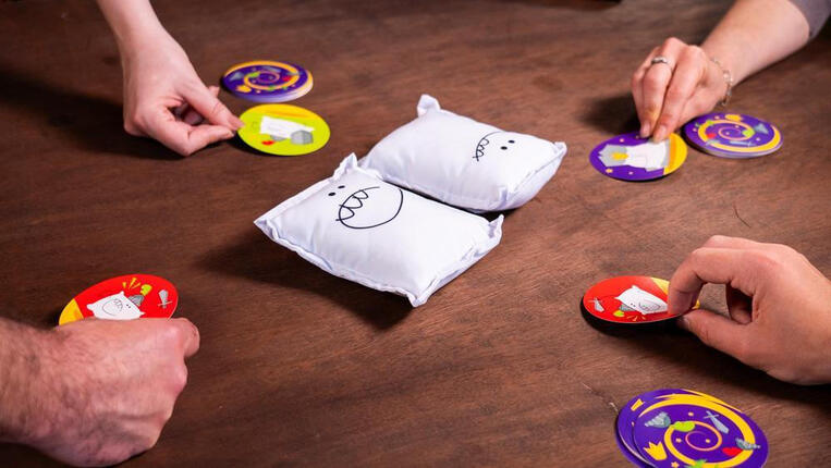 Επιτραπέζιo Δεσύλλας - Μαξιλαροπόλεμος 100871