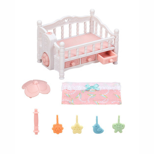 Sylvanian Families Κούνια Μωρού με Κρεμαστό Παιχνίδι - Crib with Mobile - SF5534