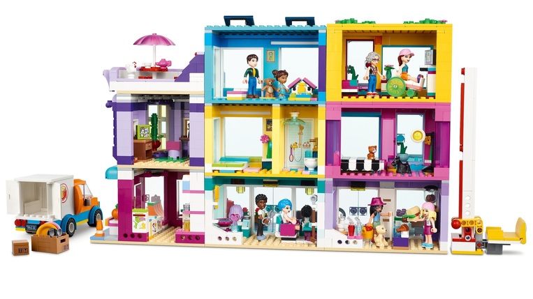 Lego Friends Main Street Building - 41704