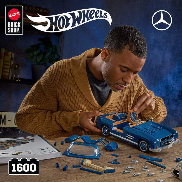 Brick Shop Hot Wheels Prmium Mercedez-Benz - HWW25