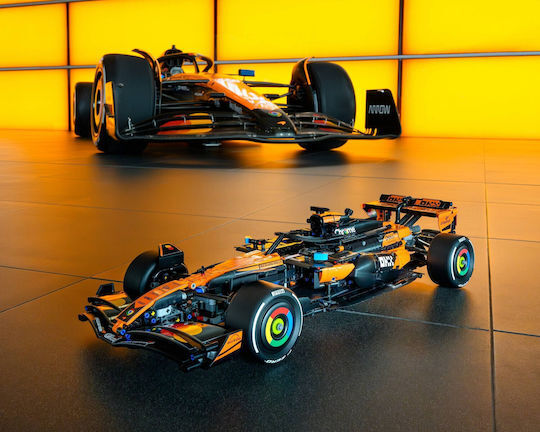 LEGO Technic McLaren Formula 1 Team - 42228