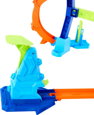 Hot Wheels Stunt Tracks Corkscrew Jump Champion - JFH36