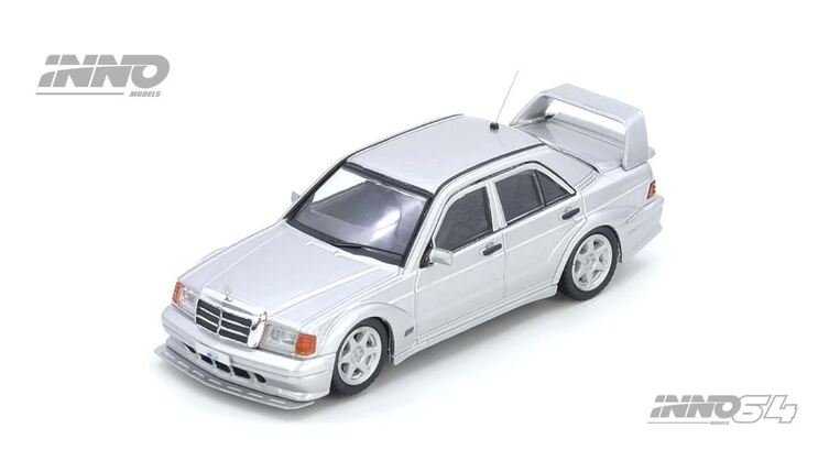 Inno64 1:64 Mercedes Benz 190E - Silver - IN64190ESIL