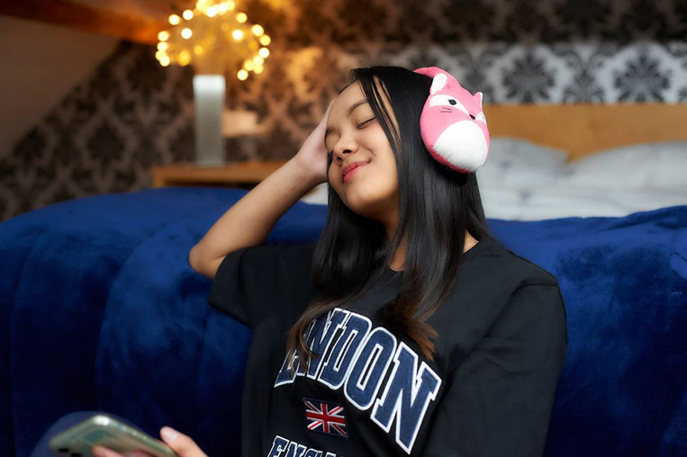 Squishmallows Fifi the Fox – Λούτρινα Ασύρματα Παιδικά Ακουστικά Mε Μικρόφωνο - 122228