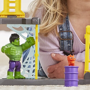 Spidey And His Amazing Friends Hulks Smash Yard - F3717