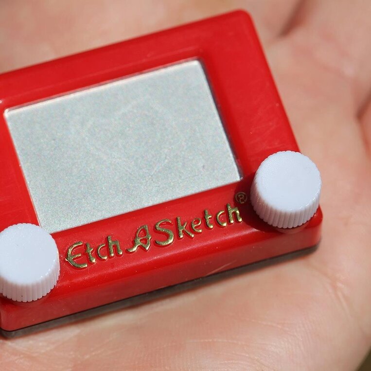 World’s Smallest - Etch a Sketch - WS-504