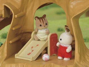 Sylvanian Families Adventure Tree House - SF5450