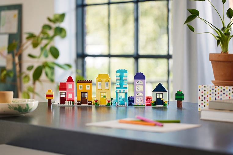 Creative Houses 