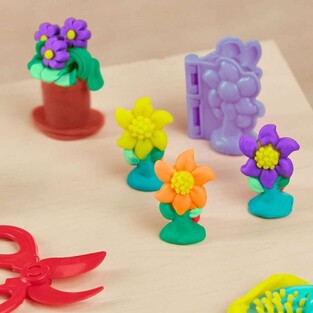 Play-Doh Grow Your Garden Toolset - F6907
