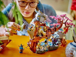 LEGO Ninjago Dragon Stone Shrine - 71819