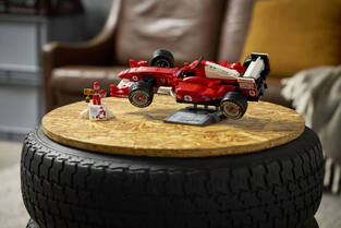LEGO Icons Ferrari F2004 & Michael Schumacher - 11375