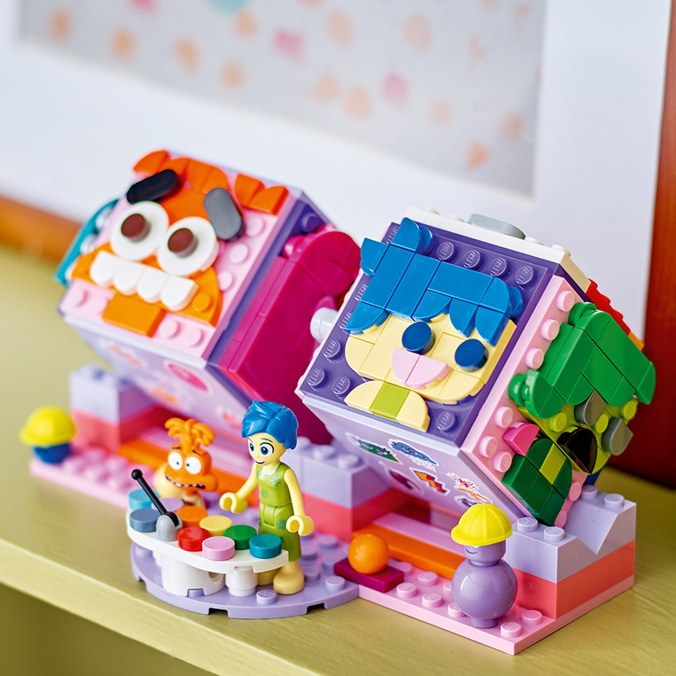 Inside Out 2 Mood Cubes 