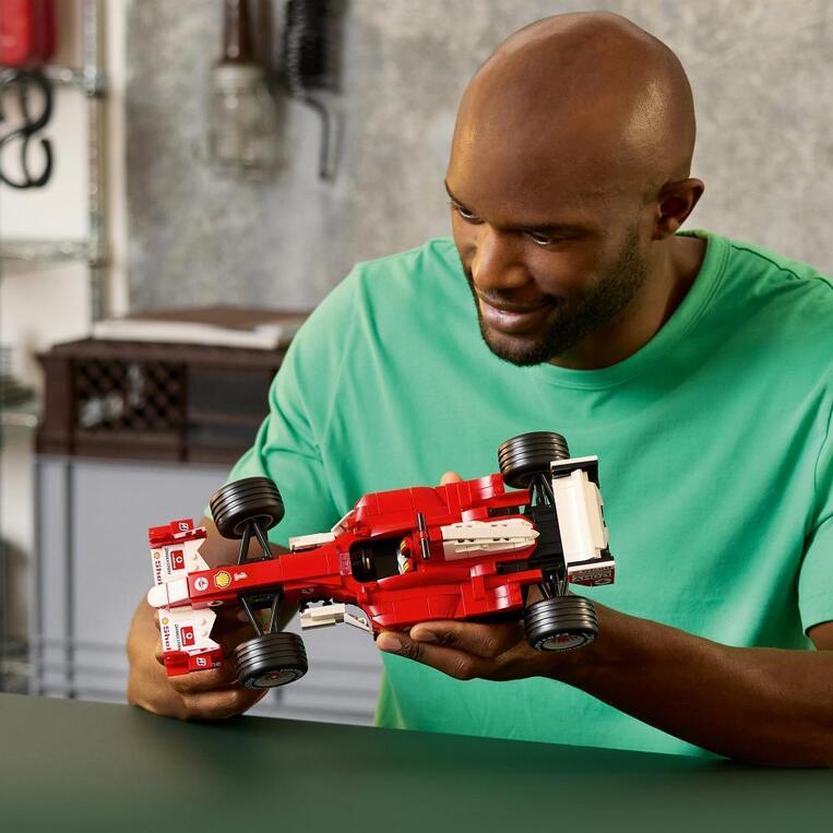 LEGO Icons Ferrari F2004 & Michael Schumacher - 11375