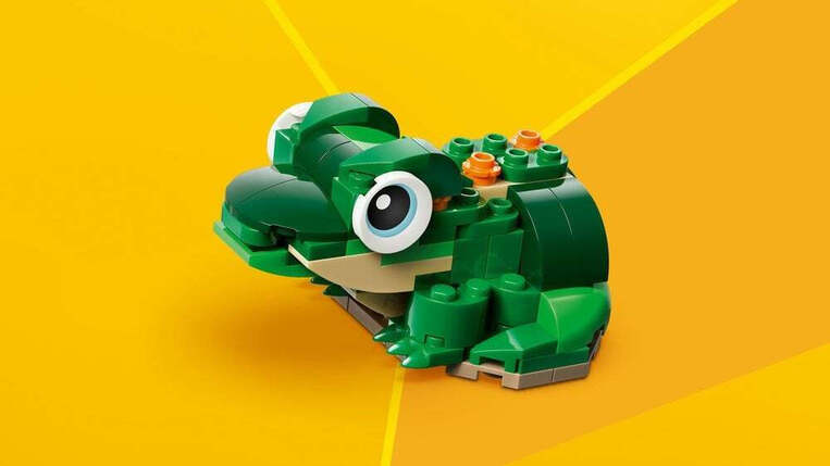 LEGO Creator 3 in 1 Turtle With A Water Lily Flower - 31377