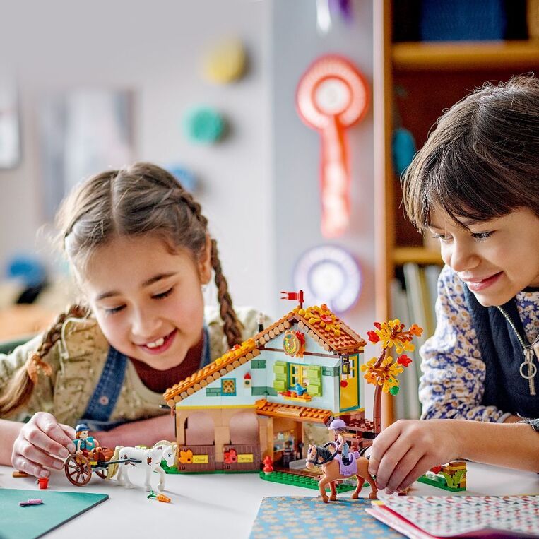 Lego Friends Autumn's Horse Stable - 41745