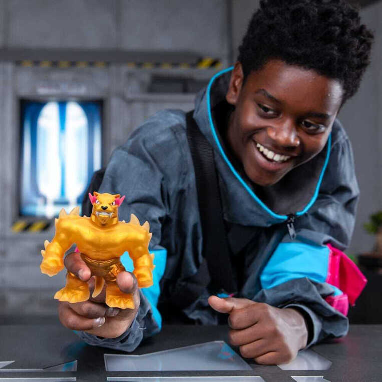 Mr. Beast Lab Goo Jit Zu Stretch Figure Legendary Panther - GP24738