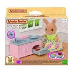 Sylvanian Families Sunny Rabbit Mothers Cooking Set - SF5776