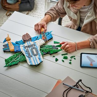 LEGO Editions Lionel Messi  Celebration - 43018