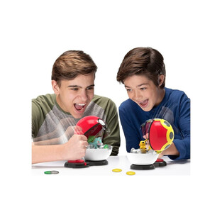 Pokemon: Surprise Attack Game : Chimchar With Poke Ball Vs. Wynaut With Friend Ball - PKW3166