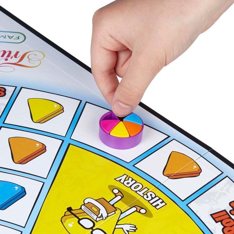 Trivial Pursuit Family Edition - E1921