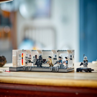 Lego Star Wars Boarding The Tantine Iv 