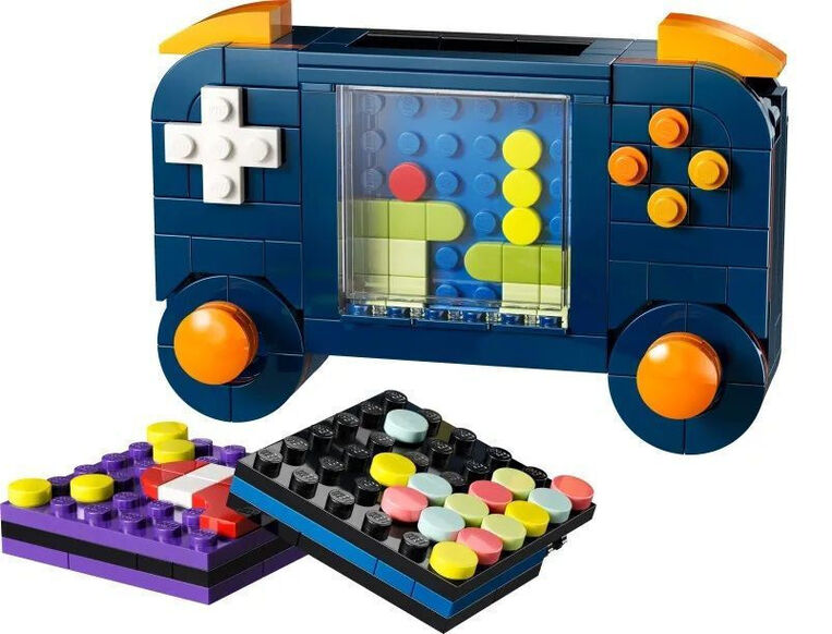 LEGO Creator 3 in 1 Retro Gaming Console - 31380