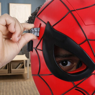 Marvel Spiderman Glow FX Μάσκα Light-Up - F8839